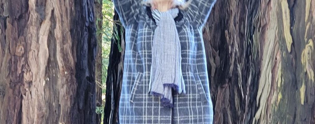 Redwood Tree yoga new years day 2022