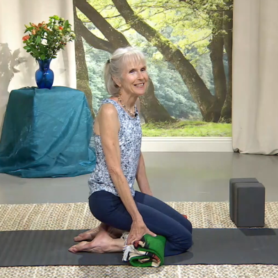 Patricia Becker Yoga for Healthy Aging with blanket on calfs Patricia Becker Yoga for Healthy Aging with blanket on calfs